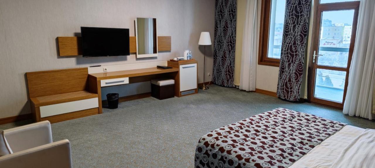 Grand Nur Plaza Hotel Aktau  Exterior foto